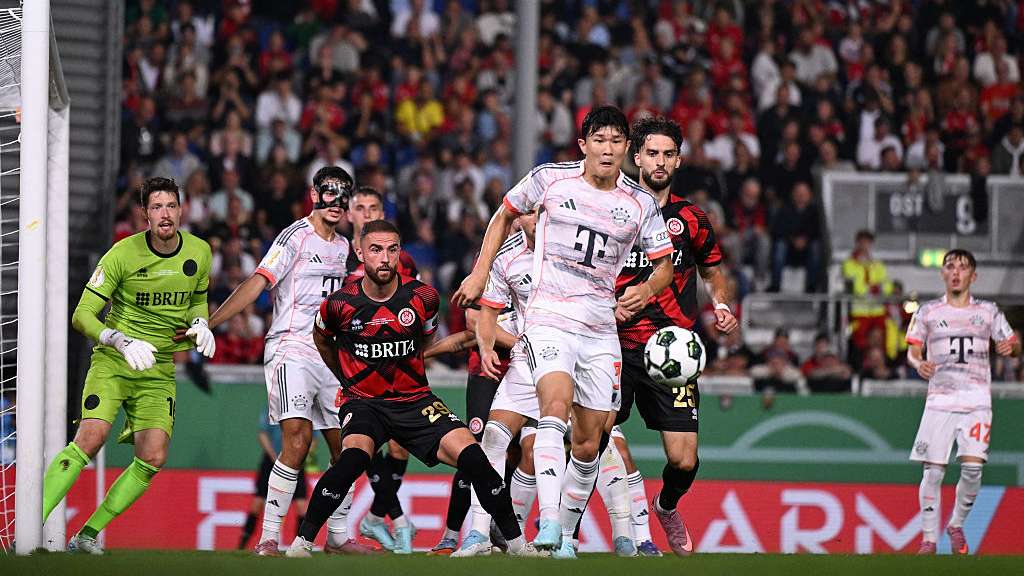 시즌 첫 풀타임 김민재 아쉬운 실책…바이에른 뮌헨은 3부 팀에 3대 2 진땀승 Goal.com 한국어